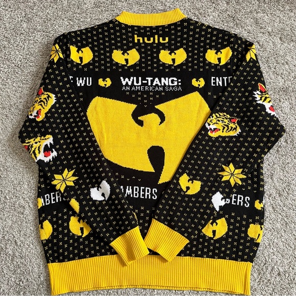 🔴 Wu-Tang Sweater Size XL Hulu x WuTang Collab Xmas Christmas Ghostface Killah - Picture 1 of 12